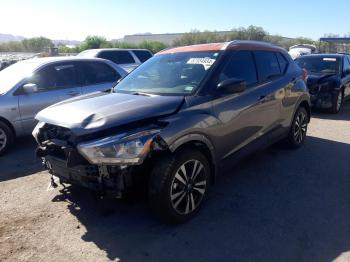  Salvage Nissan Kicks