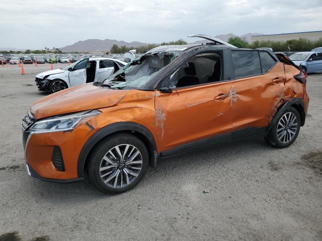  Salvage Nissan Kicks