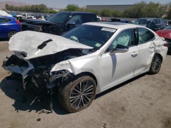  Salvage Lexus Es