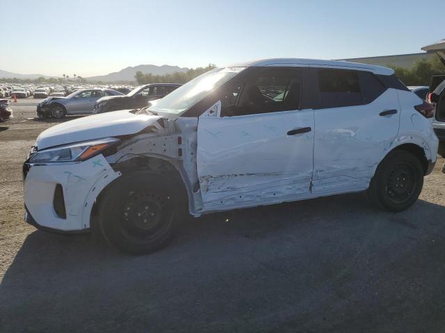  Salvage Nissan Kicks