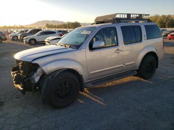  Salvage Nissan Pathfinder