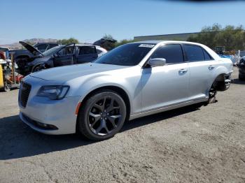  Salvage Chrysler 300