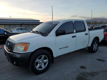  Salvage Nissan Titan