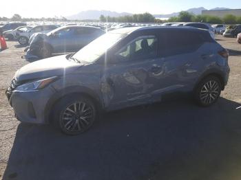  Salvage Nissan Kicks