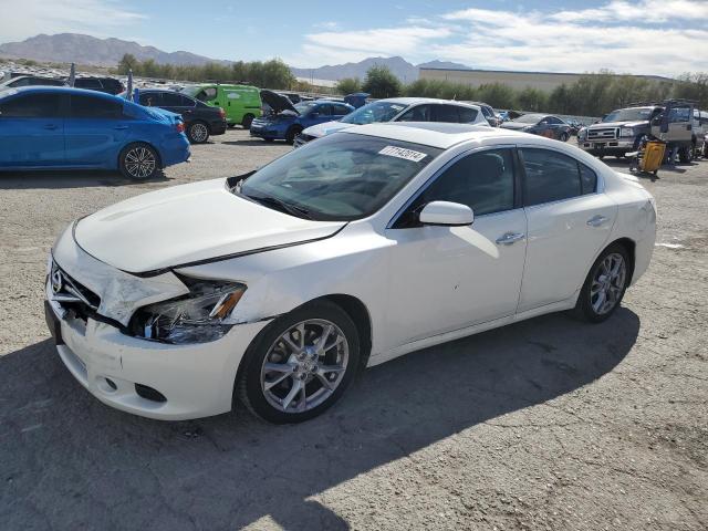  Salvage Nissan Maxima