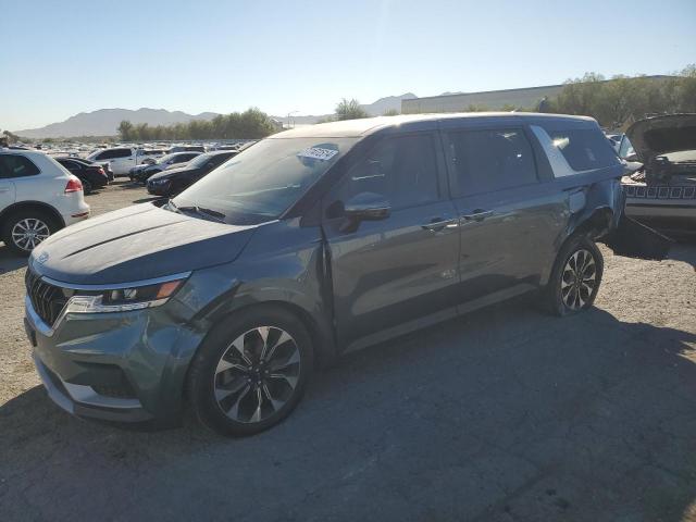  Salvage Kia Carnival