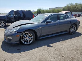  Salvage Porsche Panamera