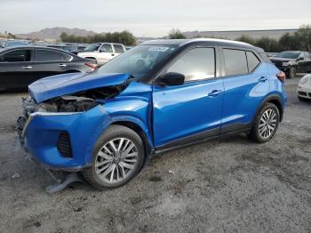  Salvage Nissan Kicks