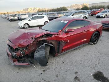  Salvage Ford Mustang