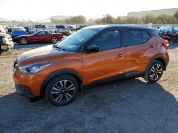  Salvage Nissan Kicks