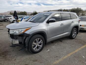  Salvage Toyota Highlander