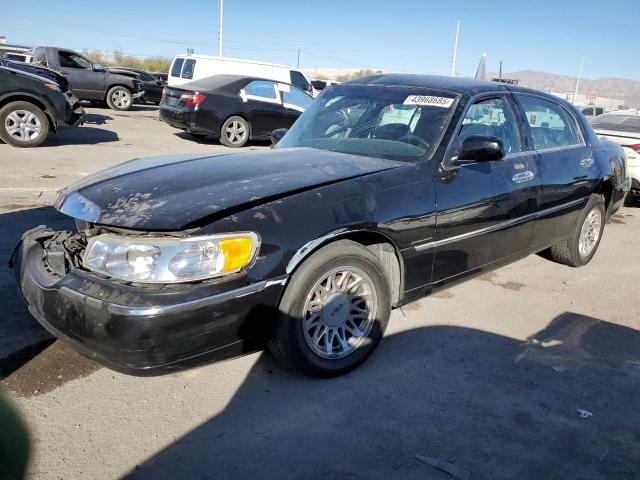  Salvage Lincoln Towncar