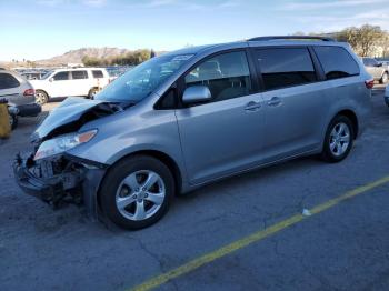  Salvage Toyota Sienna