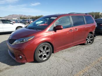  Salvage Toyota Sienna
