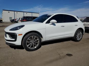  Salvage Porsche Macan Base