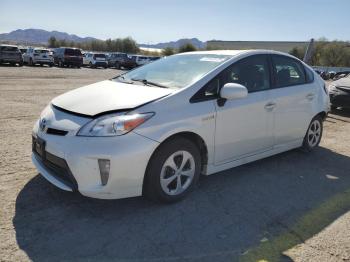  Salvage Toyota Prius