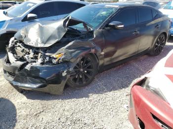  Salvage Nissan Maxima