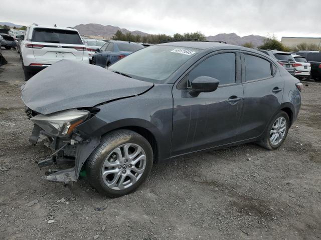  Salvage Toyota Yaris