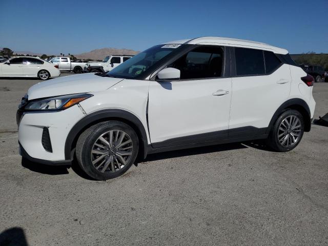  Salvage Nissan Kicks