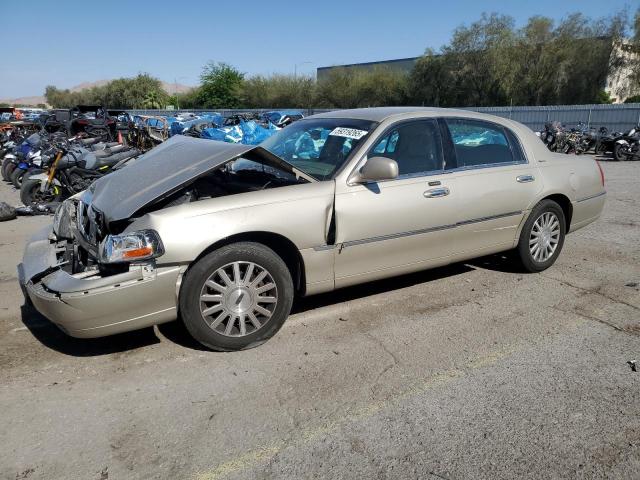  Salvage Lincoln Towncar