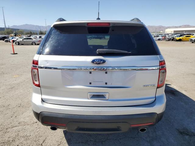 Ford Explorer Image 12