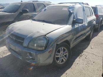  Salvage Hyundai TUCSON