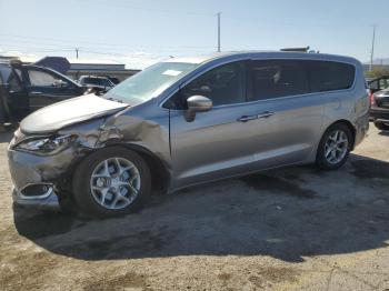  Salvage Chrysler Pacifica