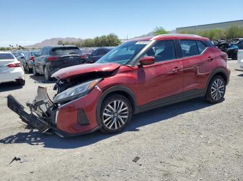  Salvage Nissan Kicks