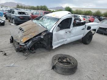  Salvage Toyota Tacoma