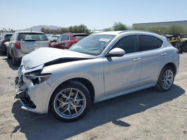  Salvage Alfa Romeo Stelvio
