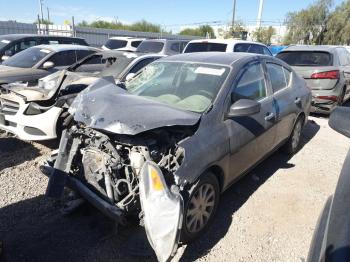  Salvage Nissan Versa