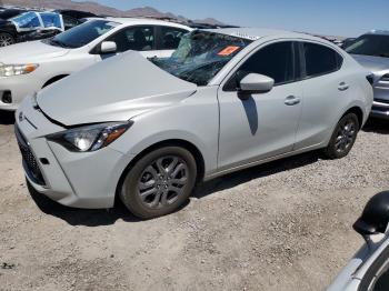  Salvage Toyota Yaris