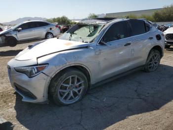  Salvage Alfa Romeo Stelvio