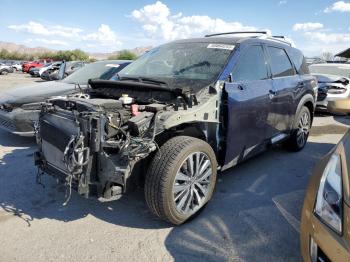  Salvage Nissan Pathfinder