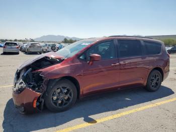  Salvage Chrysler Pacifica