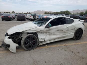  Salvage Hyundai Genesis