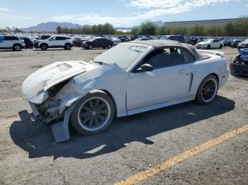 Salvage Ford Mustang