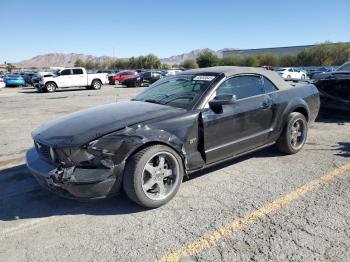  Salvage Ford Mustang