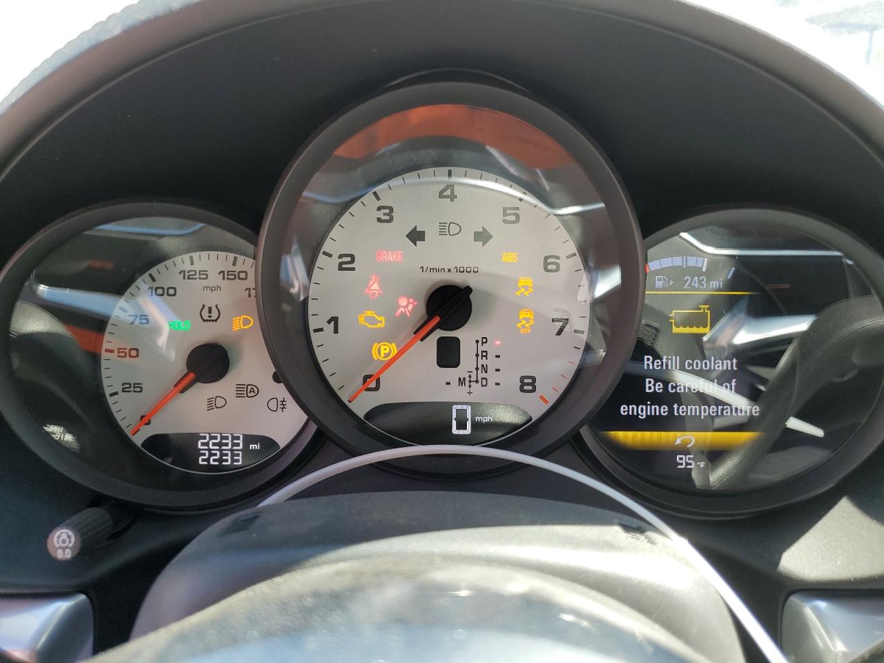 Porsche Cayman Base Image 3