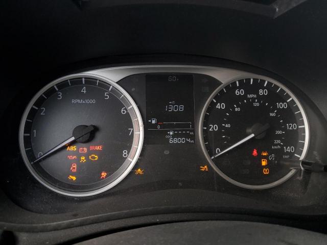 Nissan Versa S Image 10