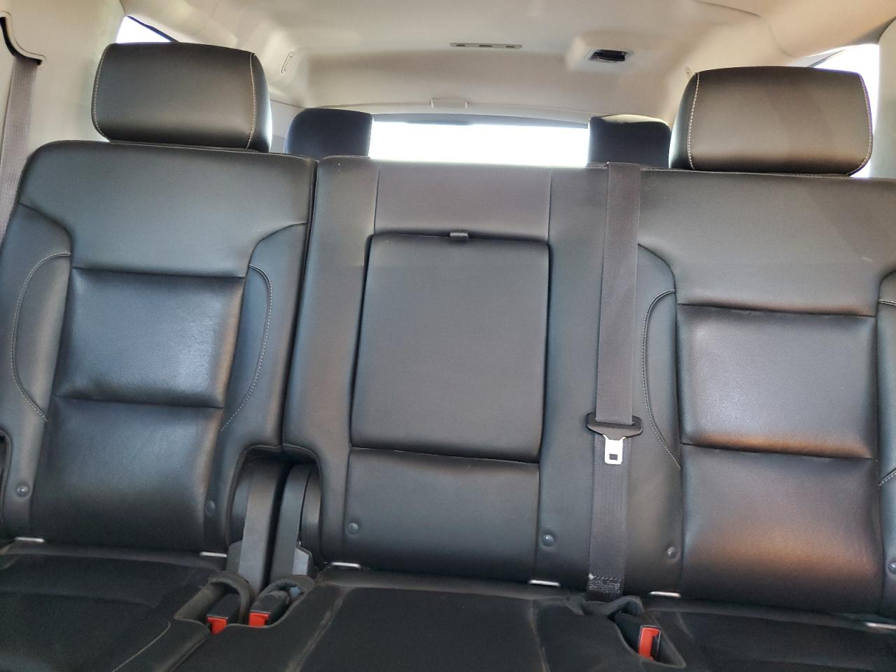 Chevrolet Suburban K1500 Ltz Image 7