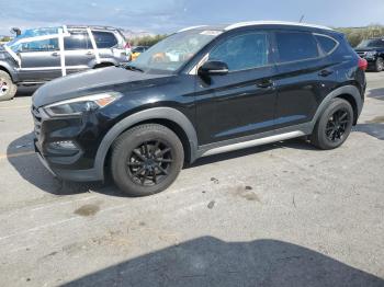  Salvage Hyundai TUCSON