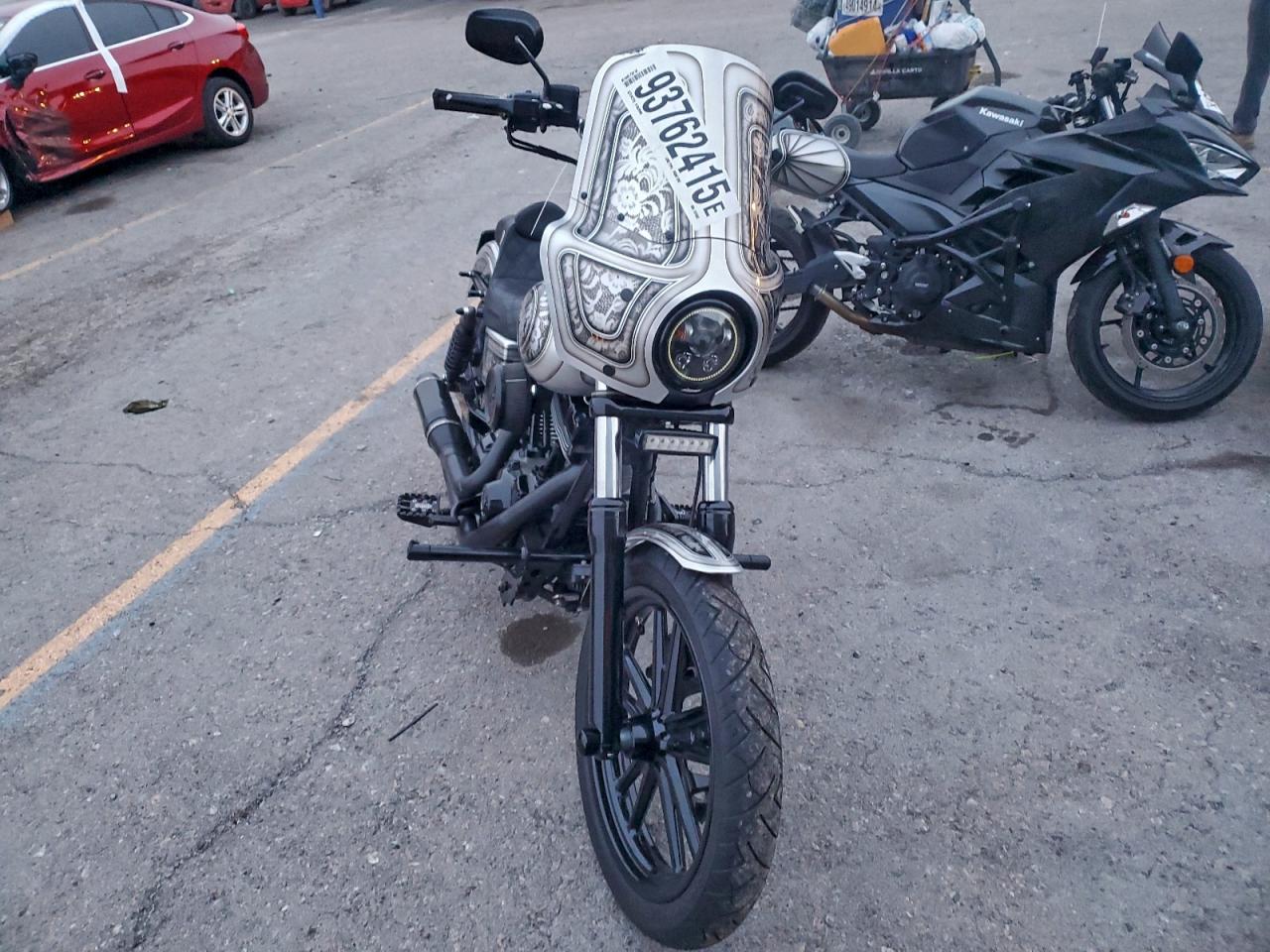 Harley-Davidson Fx Image 6