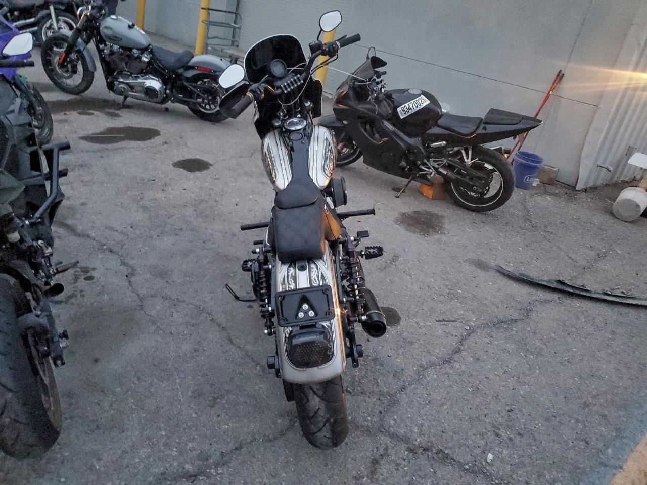 Harley-Davidson Fx Image 4