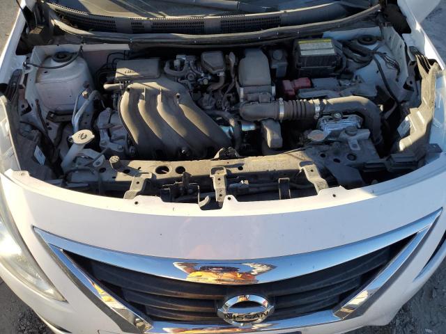 Nissan Versa S Image 12