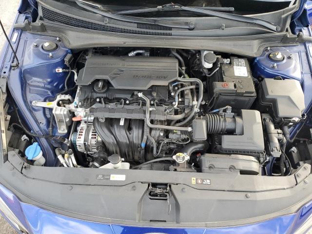 Hyundai ELANTRA Limited Image 8