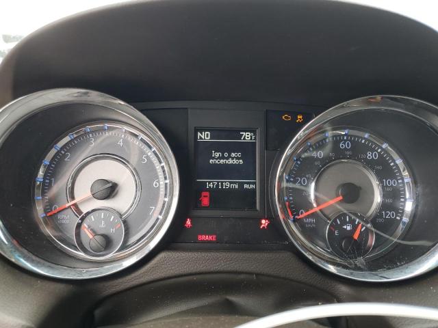 Chrysler Minivan Touring Image 9