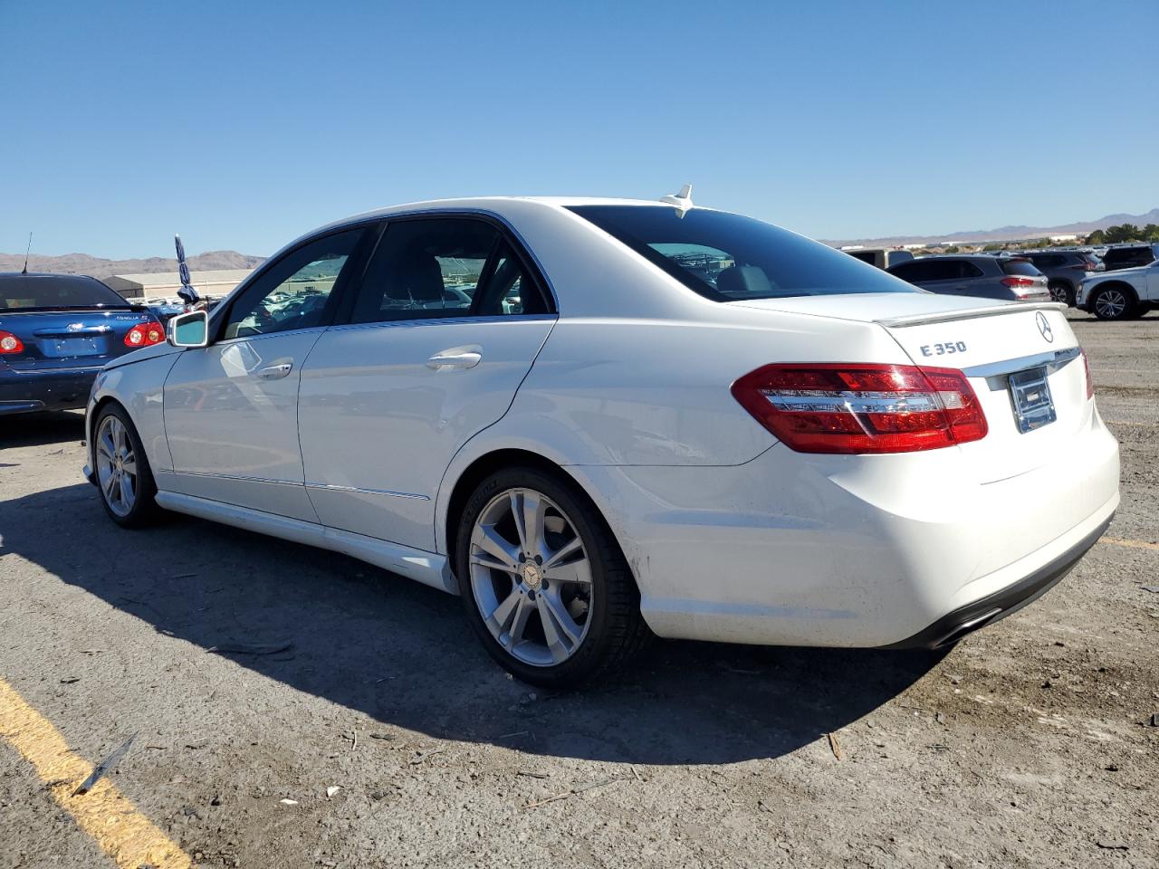 Mercedes-Benz E-Class 350 Image 3