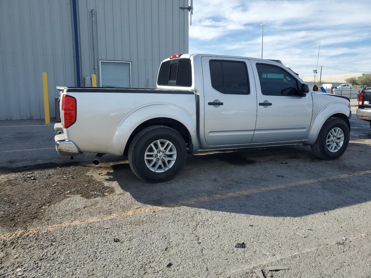 Nissan Frontier S Image 6