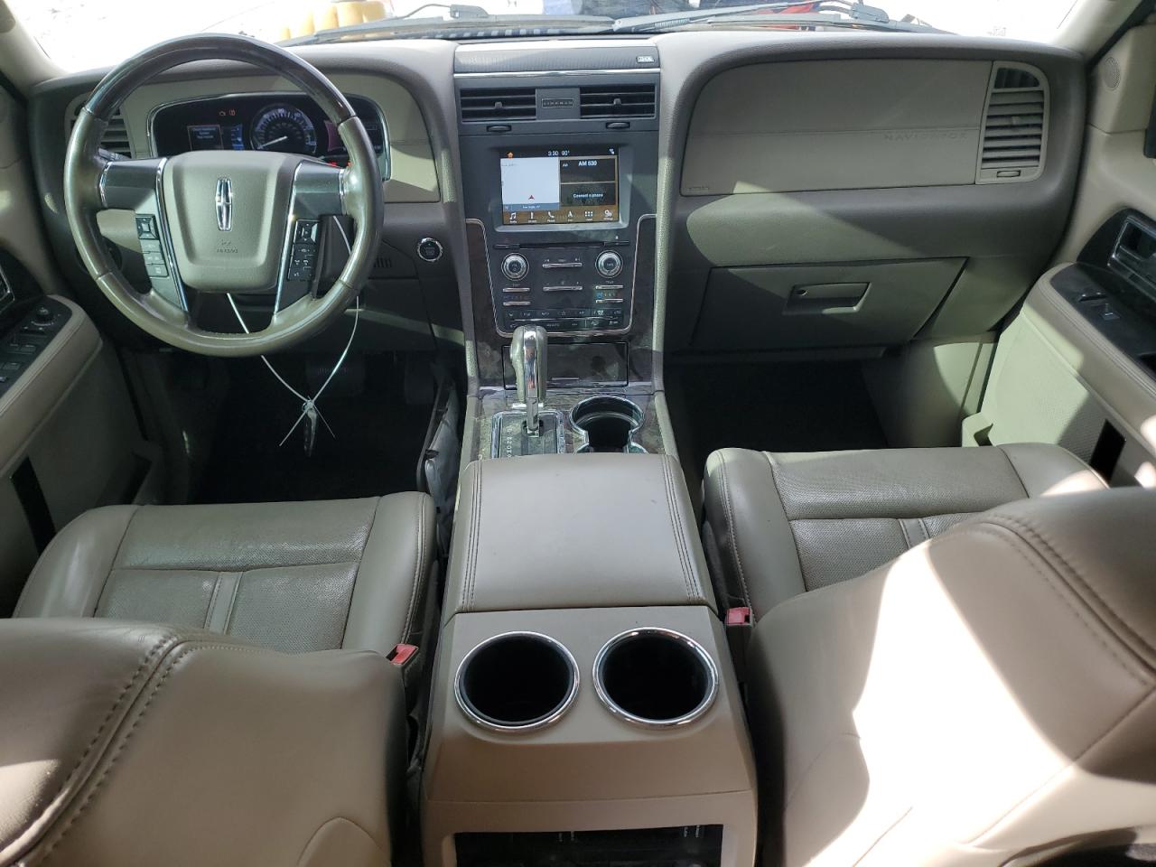 Lincoln Navigator Select Image 10